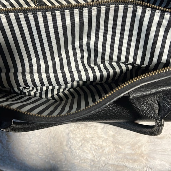 Kate Spade Triple Compartment Handbag With Matching Wallet - Picture 4 of 12